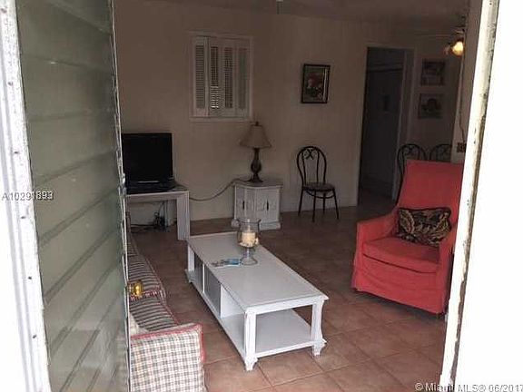 5th image of 650 Pennsylvania Ave APT 27