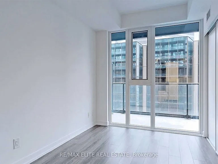 20 Edward St #1307 — Photo 22