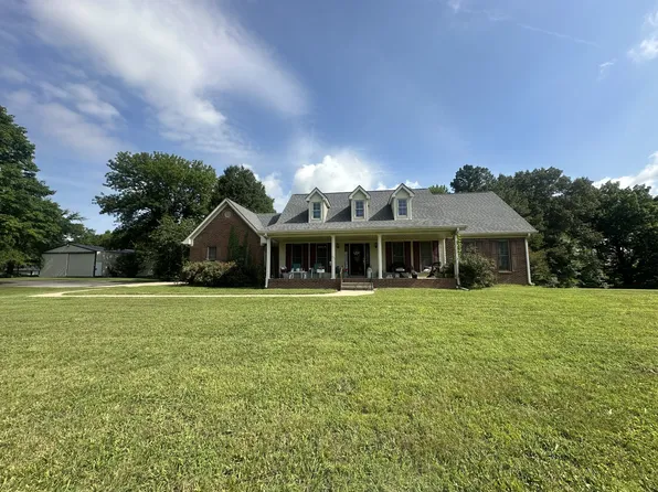 2230 Bend Rd, Clarksville, TN 37040