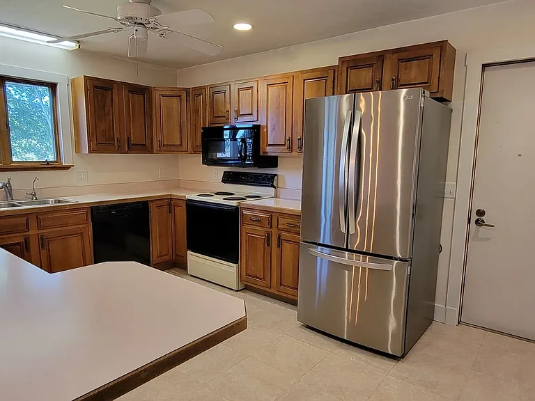 8892 Sunset W — Photo 21