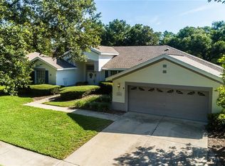 2300 Park Forest Blvd, Mount Dora, FL 32757