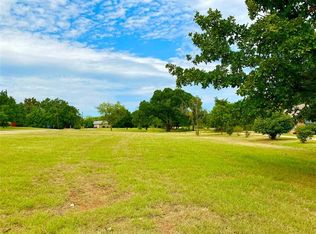 314 E Oakdale St, Keene, TX 76059