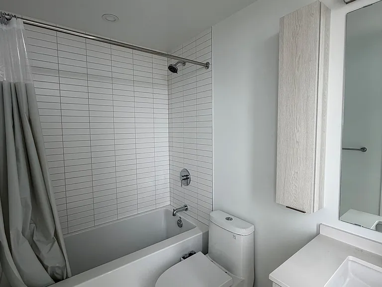 86 Dundas St E #1314 — Photo 12