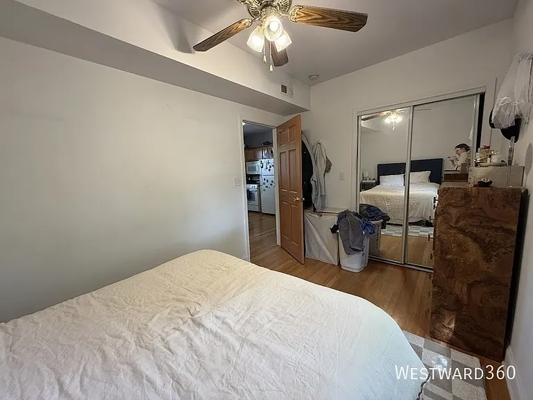 2239 W Cornelia Ave #2 — Photo 10