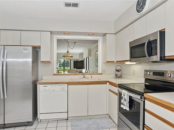 4th image of 104 Courtside DR #A104