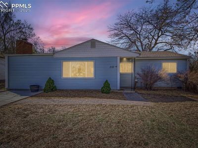 307 Redwood Dr, Colorado Springs, CO, 80907
