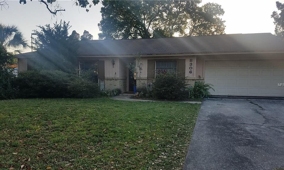 1st image of 8306 Vallejo Pl