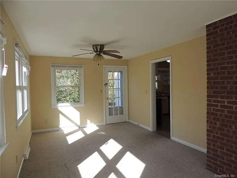 87 Hotchkiss Grove Rd — Photo 13