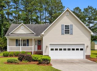 309 Belle Oaks Dr, New Bern, NC 28562