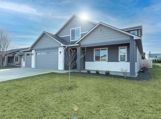 2825 Dogwood Ave, Fruitland, ID 83619