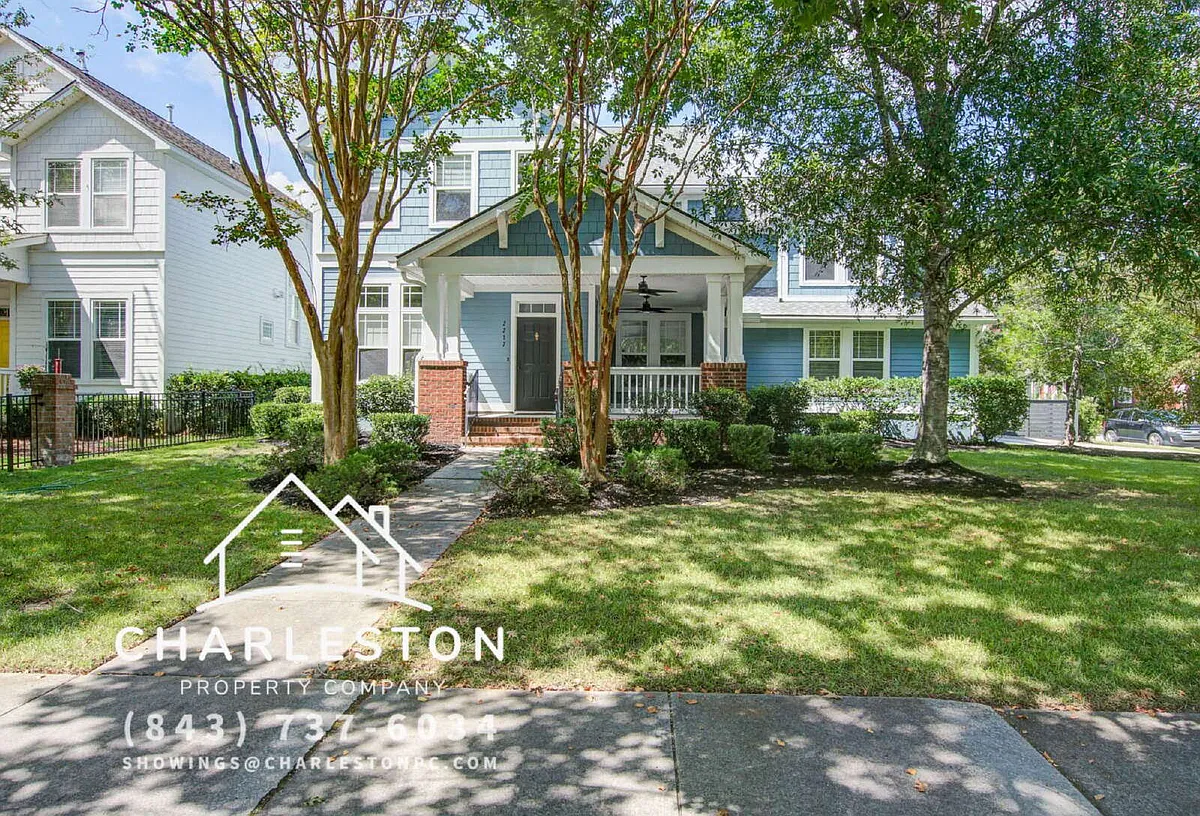 Building Photo - 2217 Daniel Island Dr
