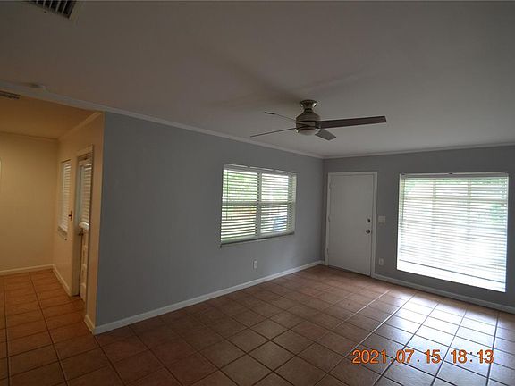 2nd image of 1515 Escort Ave