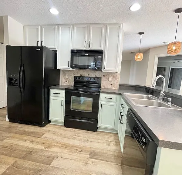 5313 Cordgrass Bend Ln — Photo 4