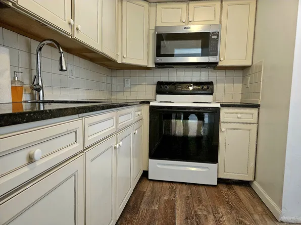 274 Sawmill Rd, Brick, NJ 08724