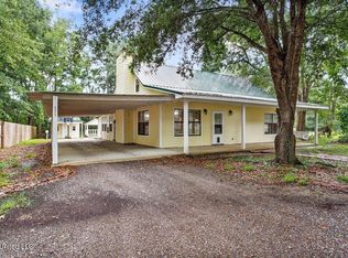 6473 Florence Rd, Biloxi, MS 39532