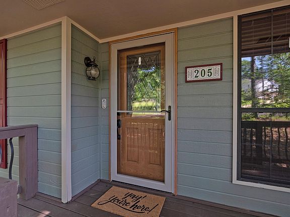 2nd image of 205 Butternut Ln