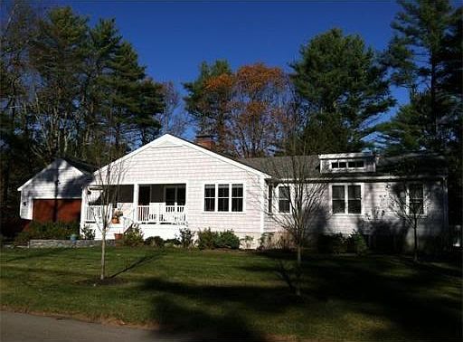 5th image of 89 Soule Ave