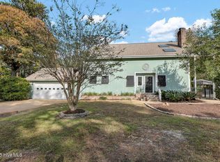 2001 Cordgrass Road, Hampstead, NC 28443