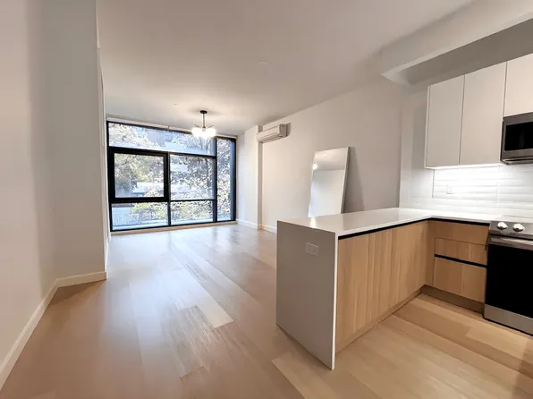 420 Gates Avenue image 1 of 9