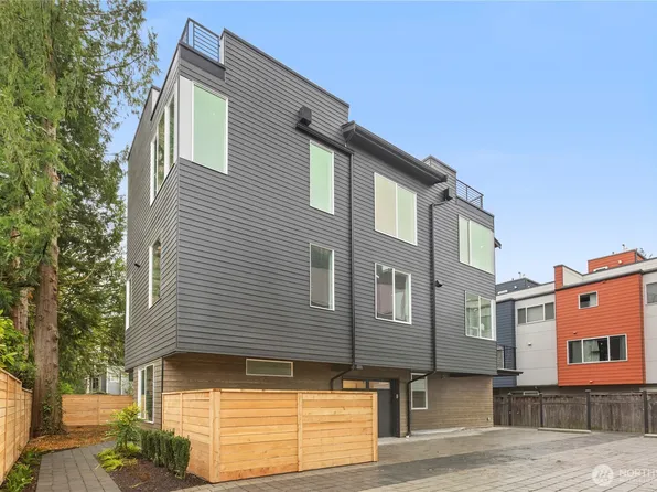 1913 D N 120th Street, Seattle, WA 98133