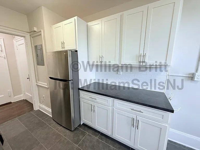 36 State St #2G — Photo 6