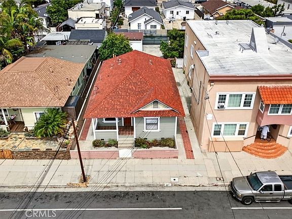 4th image of 356 W 14th St