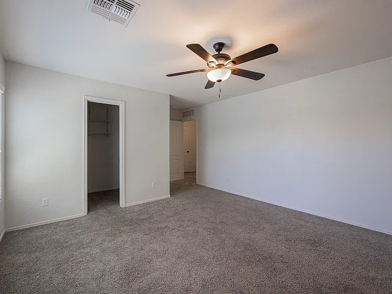 1861 E Patrick Ln — Photo 25