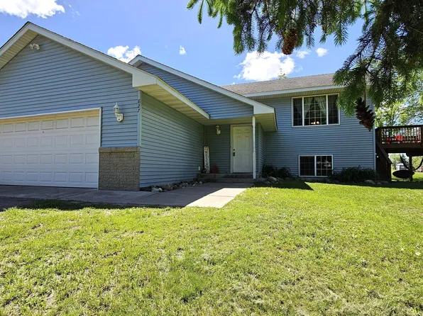 827 N Oak St, Royalton, MN 56373