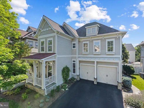 22826 Courtland Park Dr, Ashburn, VA 20148