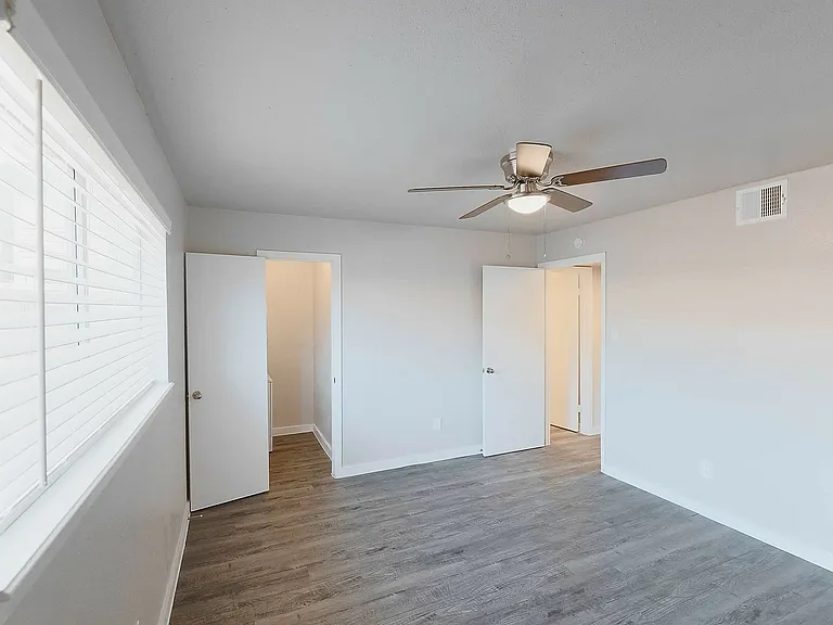 Arcata Townhomes — Photo 31