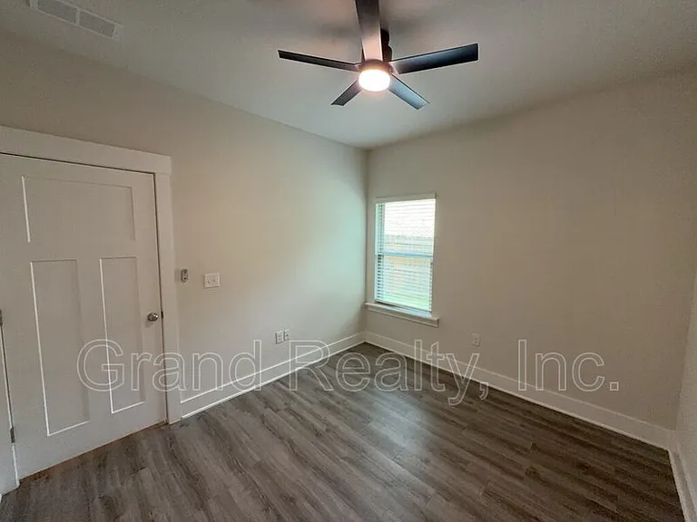 10035 Tuscan Ct — Photo 21