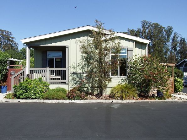 27 Pepperwood Way