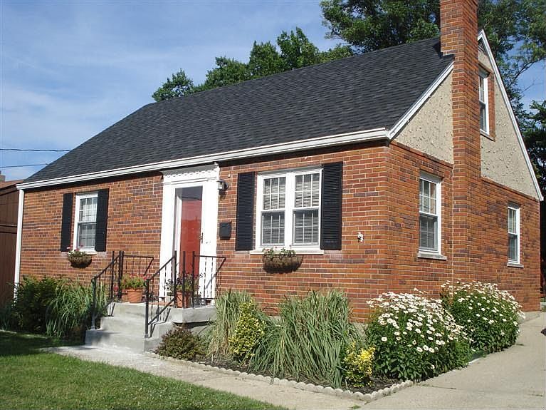 1st image of 3861 Mantell Ave