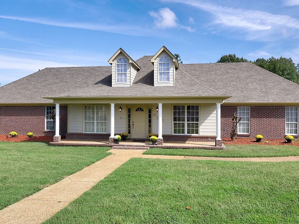 1st image of 620 Swinnea Lakes Dr