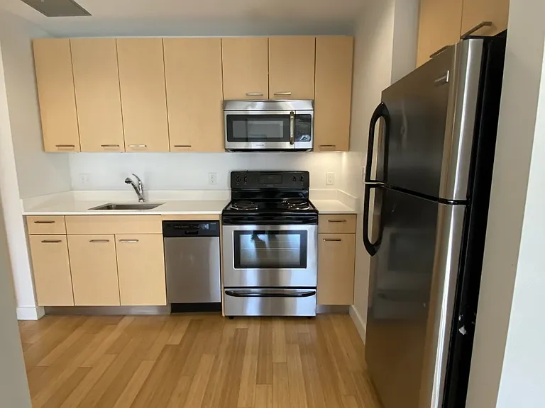 1091 Boylston St — Photo 2