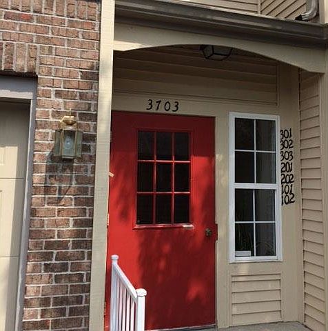 1st image of 3703 E Barrington Dr APT 201