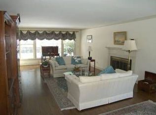 39 Portland Rd, Summit, NJ 07901