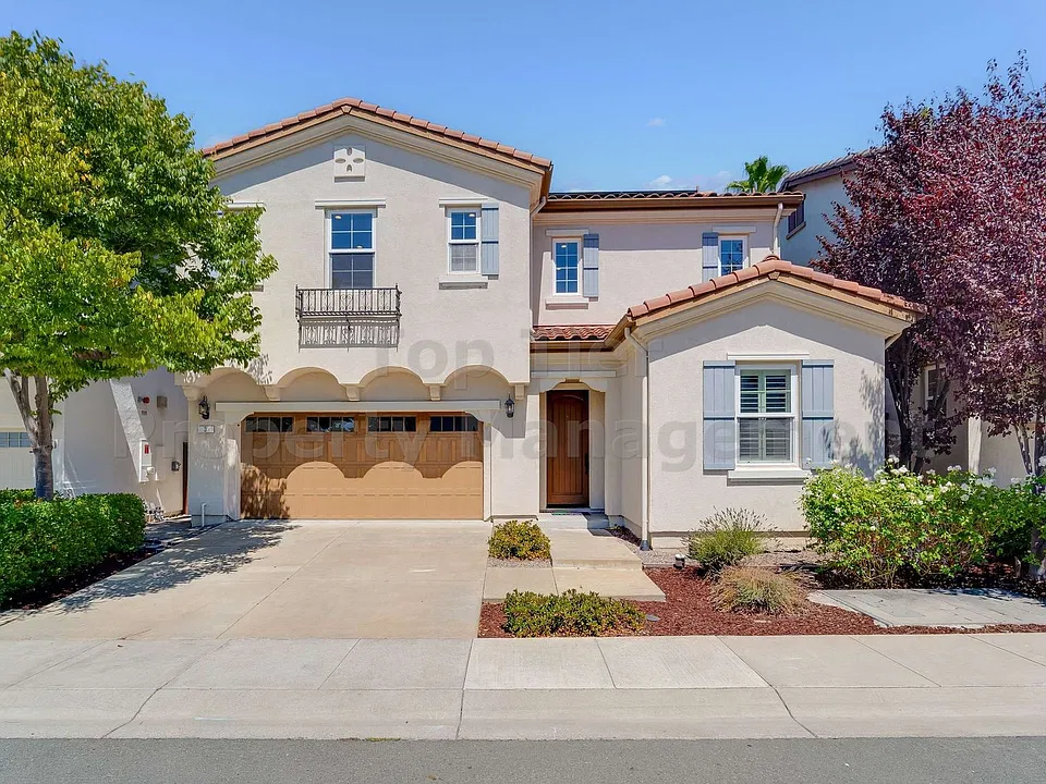 3 Kendall Cir