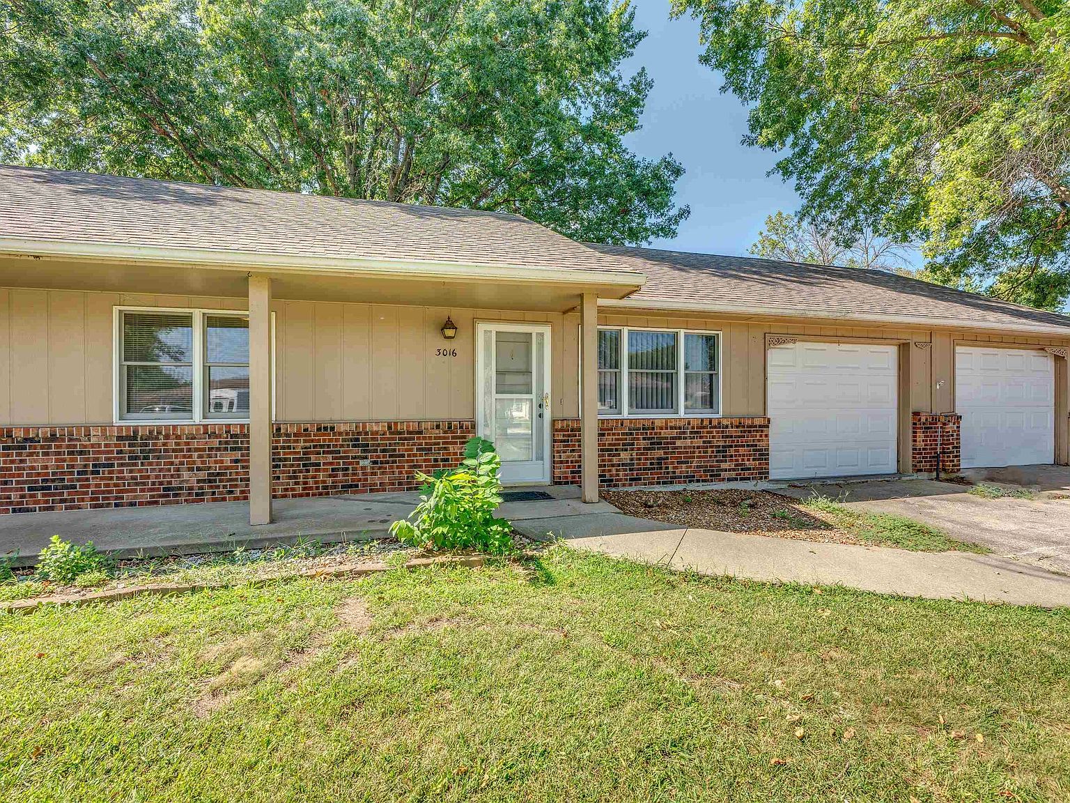 3016 Brooking Park Ave, Sedalia, MO 65301 Zillow