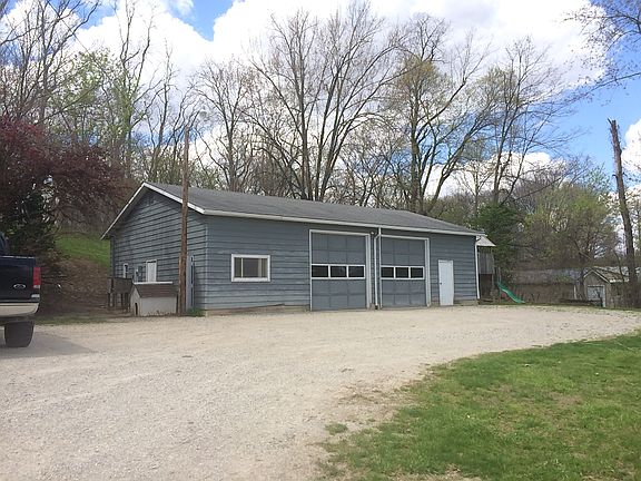 Barn/garage