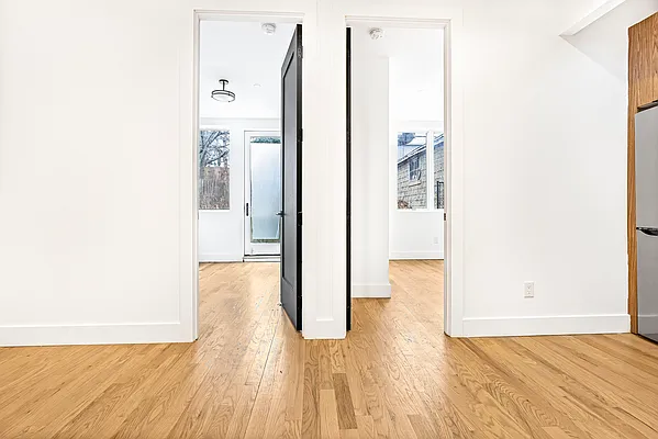 Rented by Skyhigh Realty NYC LLC | media 14