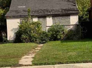 17404 Hamburg St, Detroit, MI 48205