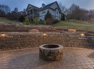 53 Devonshire Dr, Mills River, NC 28759
