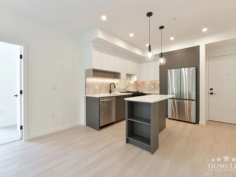 6220 Gooseberry Dr #210 — Photo 2