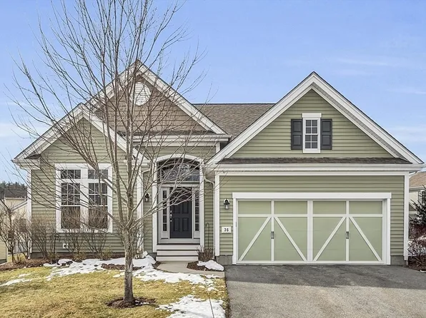 36 Parkland Ln #36, Acton, MA 01720