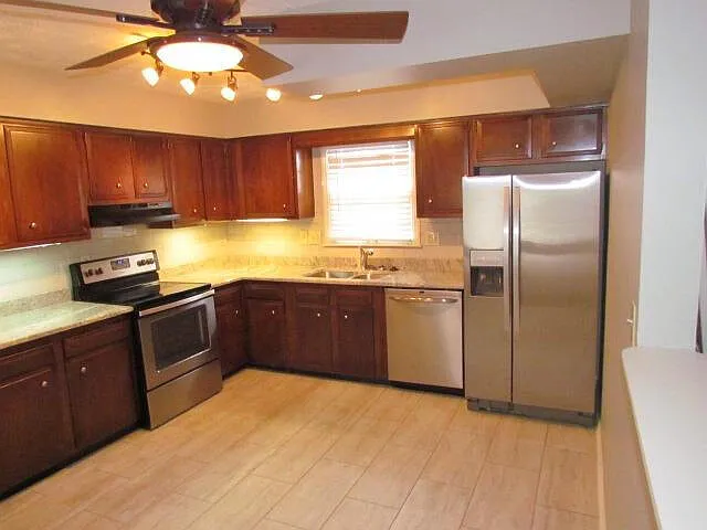 3375 Moundview Ct #B — Photo 9