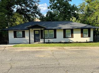 2421 Vivian Dr, Macon, GA 31206