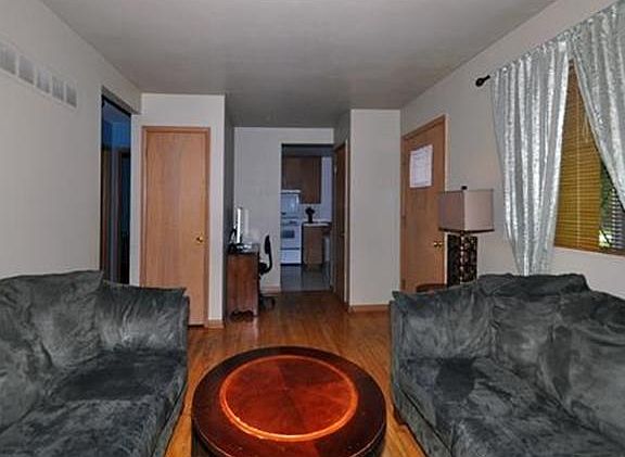 4th image of 5623 N Strathbury Ave