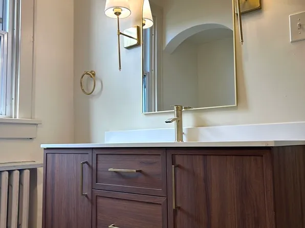 114 Augusta St, Pittsburgh, PA 15211