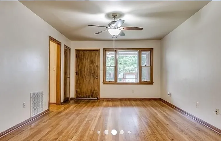 1813 Oxford Way — Photo 14
